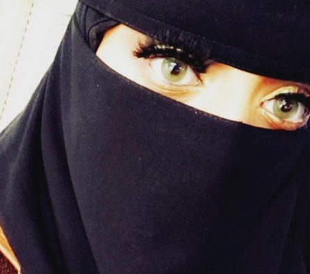 ارملة سعودية تريد التعارف والصداقة من الرياض
